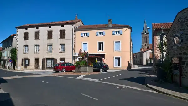 Monte Escalier 43 Monte escalier Fontannes